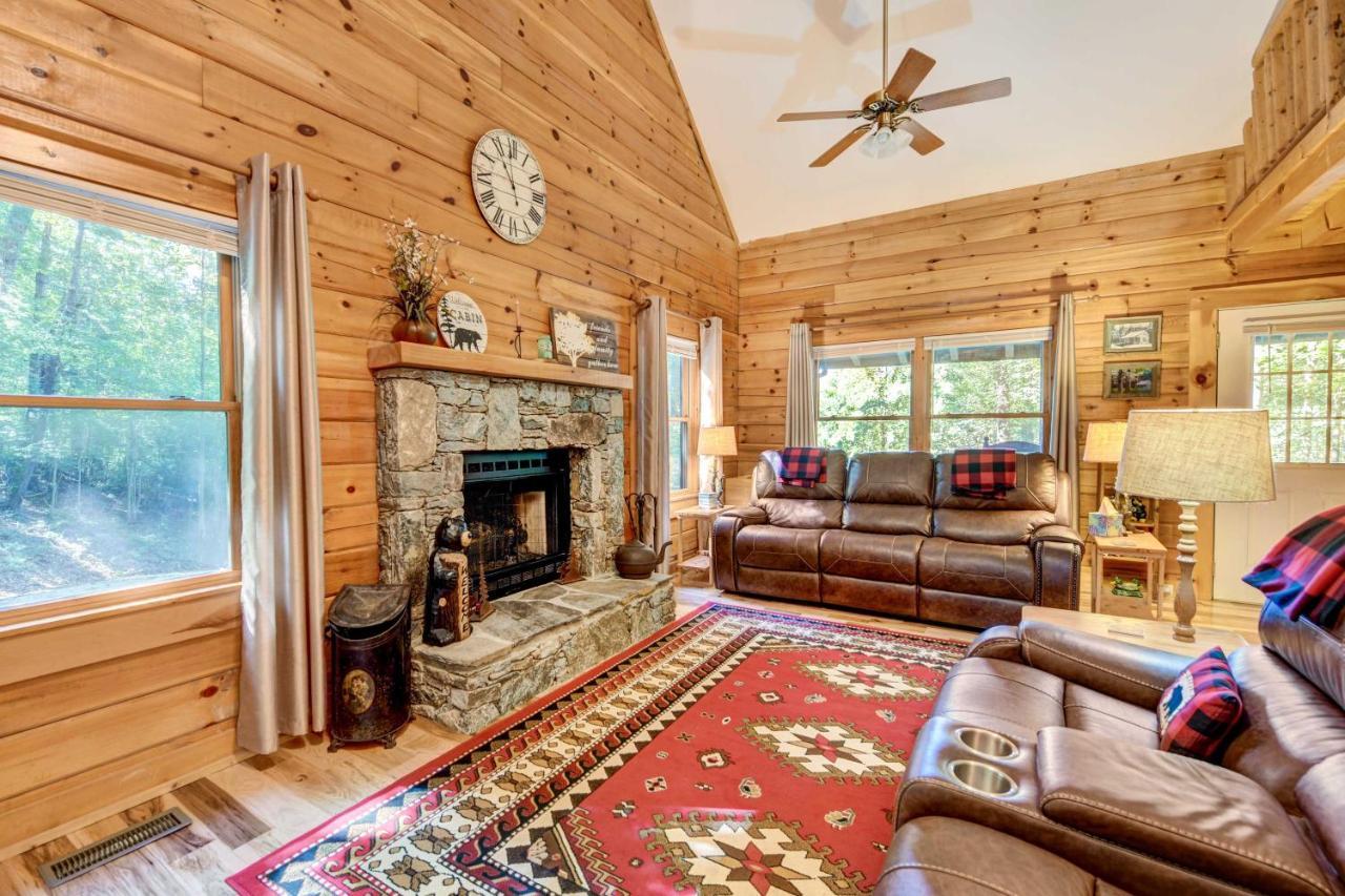 Waynesville Cabin With Covered Deck And Fire Pit! Lake Junaluska Exterior photo